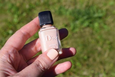 vernis minimal dior|christian dior nails.